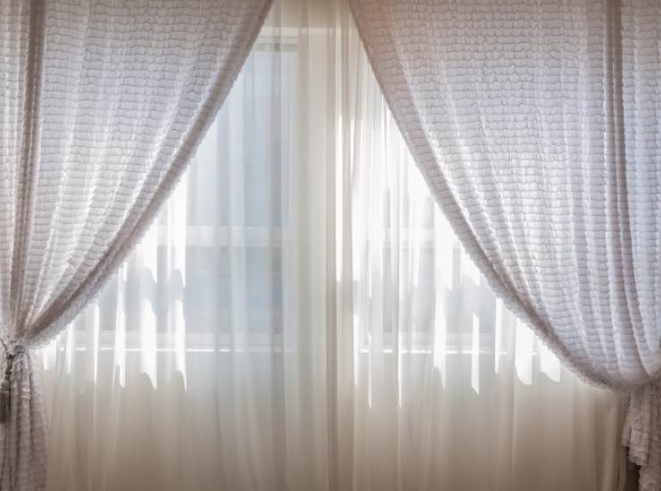 tenda termoisolante per risparmio energetico